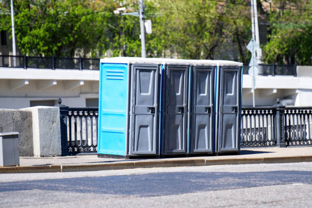 Porta potty delivery and setup in Mount Cob, PA